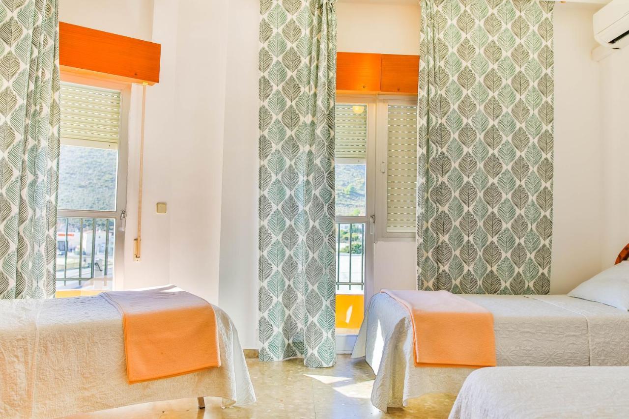 Hotel Iberico Кастель-де-Ферро Екстер'єр фото